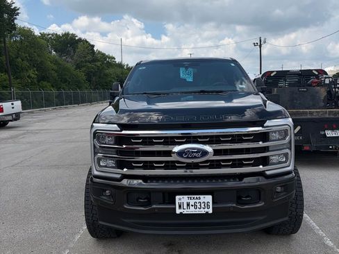 Used 2025 Ford F250 King Ranch w/ FX4 Off-Road Package AWD/4WD image 1