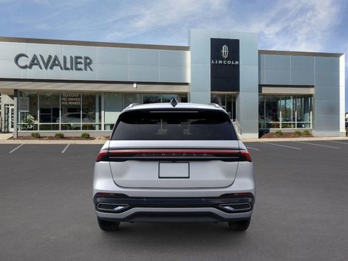 New 2026 Lincoln Nautilus Reserve image 5