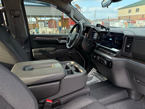 Used 2024 Chevrolet Silverado 1500 LT Trail Boss w/ Protection Package image 32