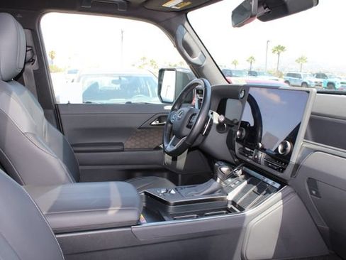 Certified 2024 Lexus GX 550 w/ Cold Area Package AWD/4WD image 5