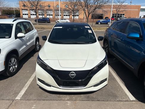 Used 2024 Nissan Leaf SV Plus image 2