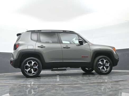 Used 2022 Jeep Renegade Trailhawk w/ Sun/Sound Group AWD/4WD image 42
