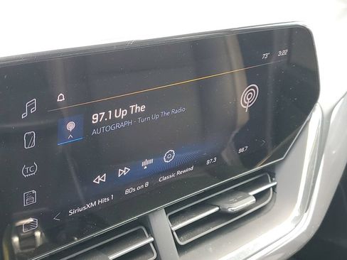 Used 2025 Chevrolet Trax ACTIV w/ Sunroof Package FWD image 30