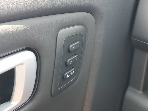 Used 2014 Honda Pilot Touring image 24