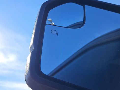 Used 2019 Ford F150 XLT w/ Equipment Group 302A Luxury image 24