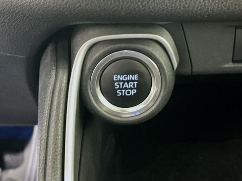 Certified 2025 Toyota Grand Highlander FWD image 20