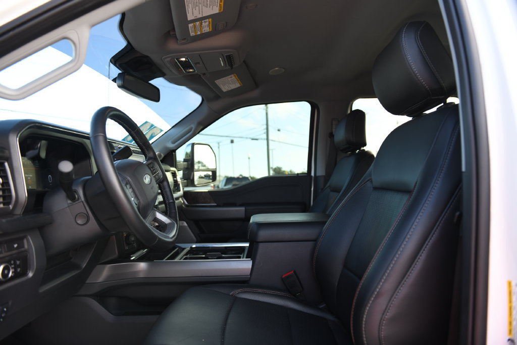Used 2024 Ford F250 Lariat w/ Lariat Ultimate Package AWD/4WD image 17