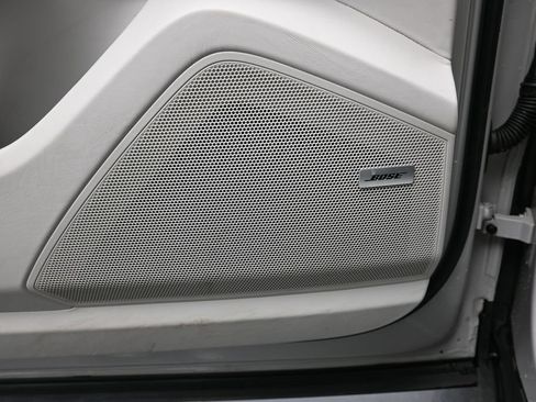 Certified 2023 Porsche Cayenne Platinum Edition AWD/4WD image 13
