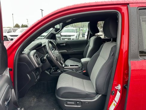 Used 2023 Toyota Tacoma TRD Sport image 20