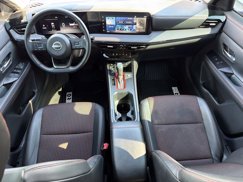 Used 2025 Nissan Kicks SR AWD/4WD image 19