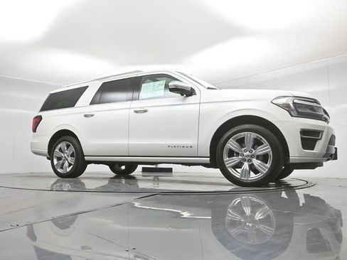 Certified 2023 Ford Expedition Max Platinum image 49