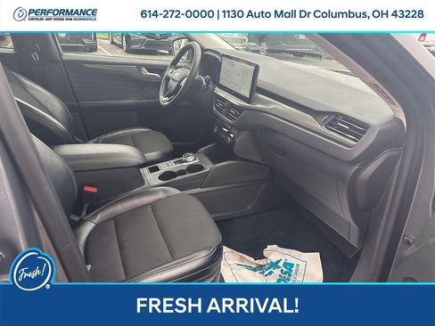 Used 2024 Ford Escape SE image 16