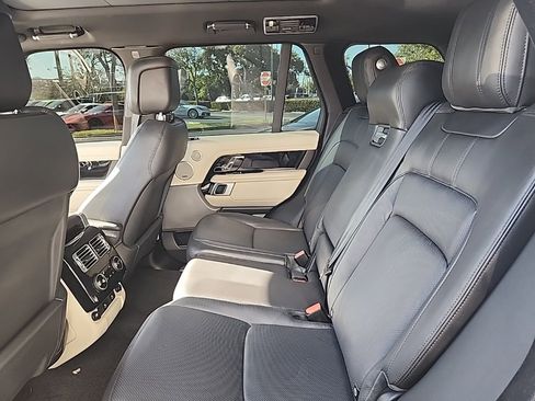Used 2022 Land Rover Range Rover P525 Westminster Edition image 16