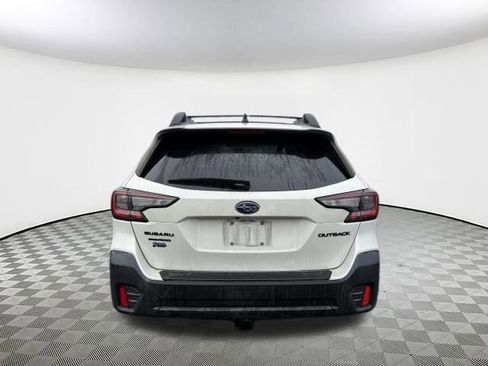 Used 2021 Subaru Outback Premium image 5