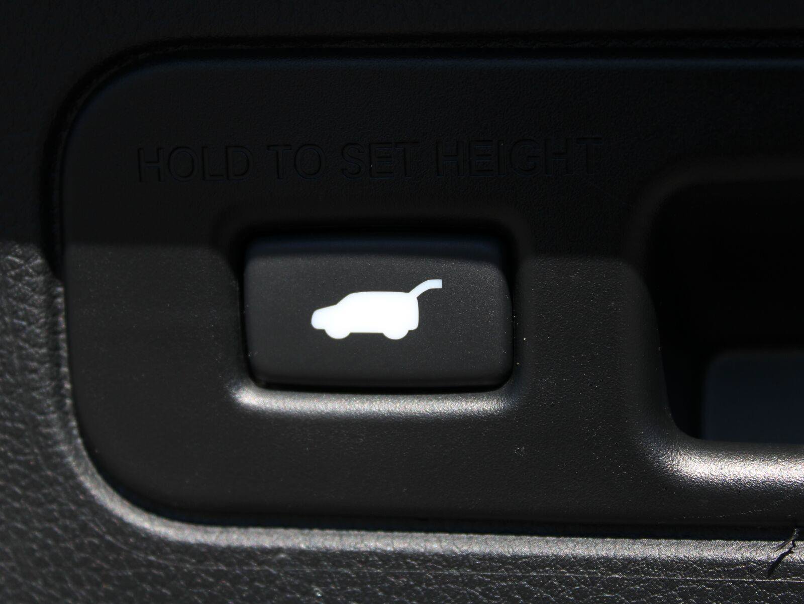 Certified 2024 Honda Pilot Touring image 9
