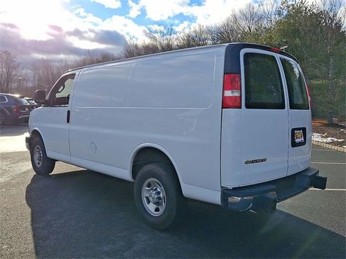 Used 2023 Chevrolet Express 2500 w/ Driver Convenience Package image 11