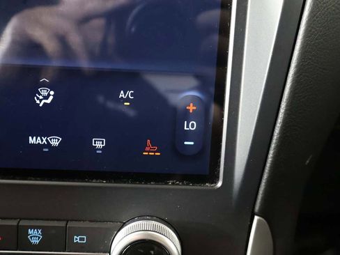 Used 2022 Ford Edge SEL w/ Convenience Package image 46