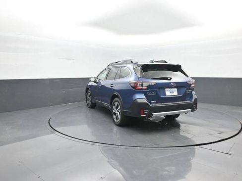 Used 2022 Subaru Outback Touring XT AWD/4WD image 5