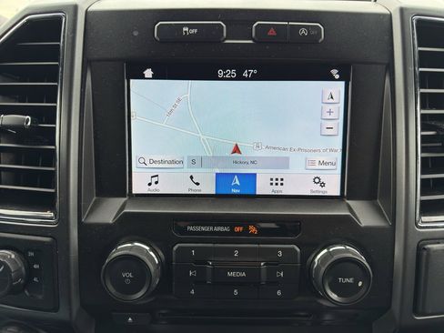 Used 2018 Ford F150 XLT w/ Equipment Group 302A Luxury image 19