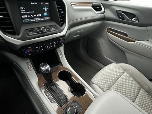 Used 2017 GMC Acadia SLE w/ Driver Alert Package I image 23