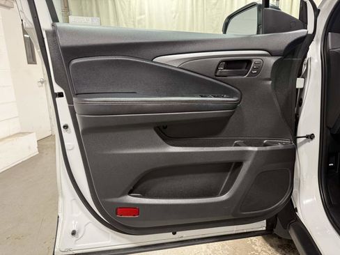 Used 2022 Honda Passport TrailSport image 9