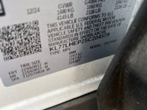 Used 2025 Chevrolet Trax LT image 18