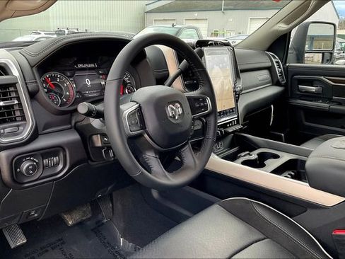 New 2024 RAM 2500 Laramie w/ Bed Utility Group image 7