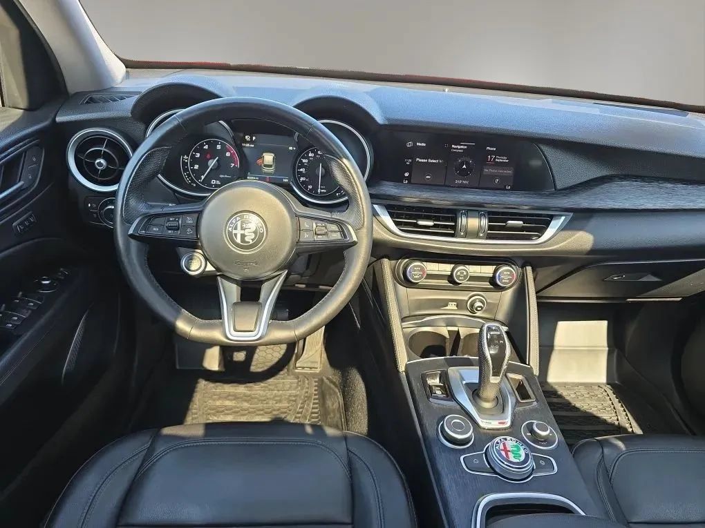 Used 2020 Alfa Romeo Stelvio Sport w/ Quick Order Package 22K Sport RWD image 12