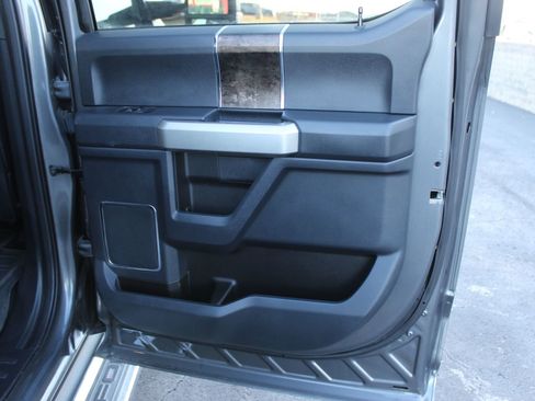 Used 2022 Ford F250 Lariat w/ Lariat Value Package AWD/4WD image 15