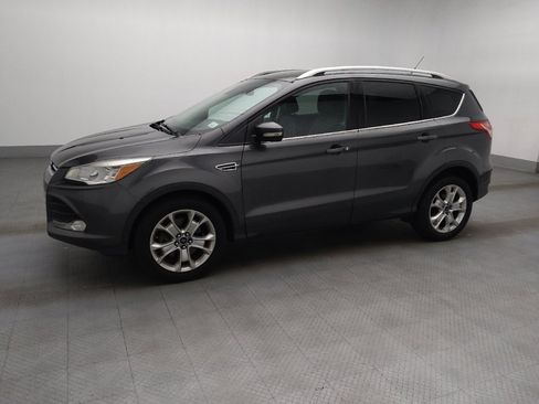 Used 2016 Ford Escape Titanium FWD image 2