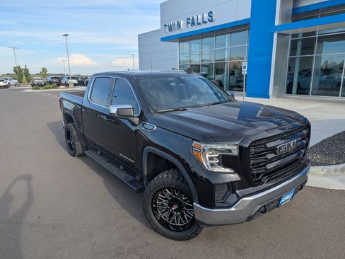 Used 2019 GMC Sierra 1500 SLE w/ SLE Convenience Package AWD/4WD image 4
