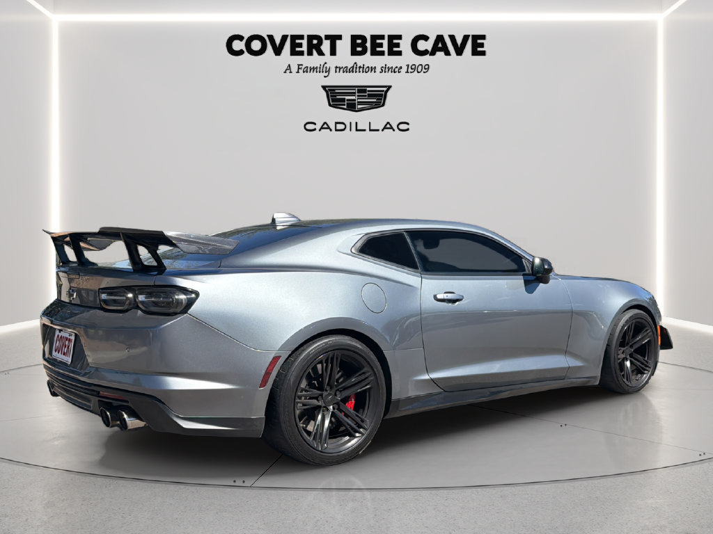 Used 2021 Chevrolet Camaro ZL1 RWD image 7