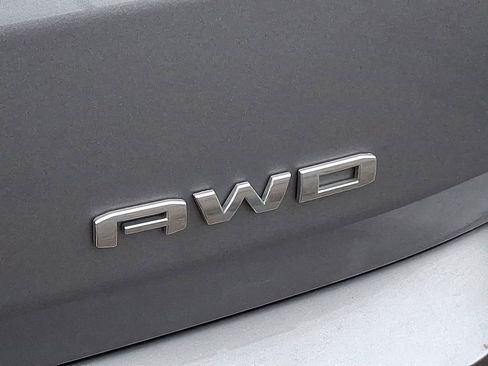 Used 2023 GMC Terrain Denali image 32