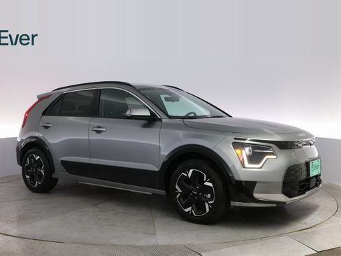 Used 2023 Kia Niro Wind image 5