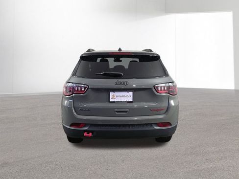 Used 2023 Jeep Compass Trailhawk image 15