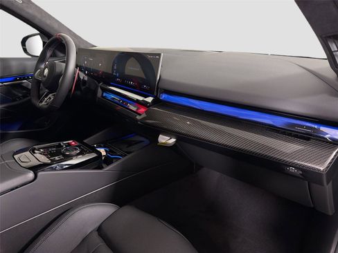 New 2026 BMW M5 w/ Executive Package AWD/4WD image 31