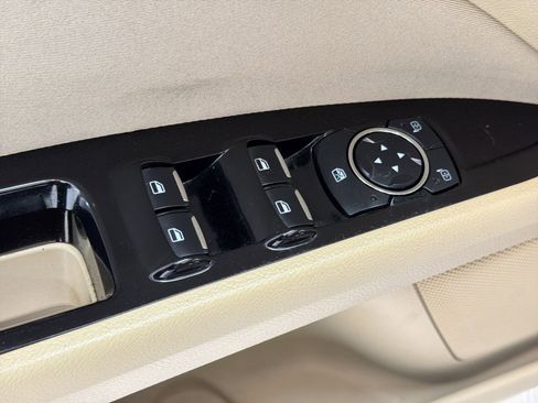 Used 2014 Ford Fusion SE image 13