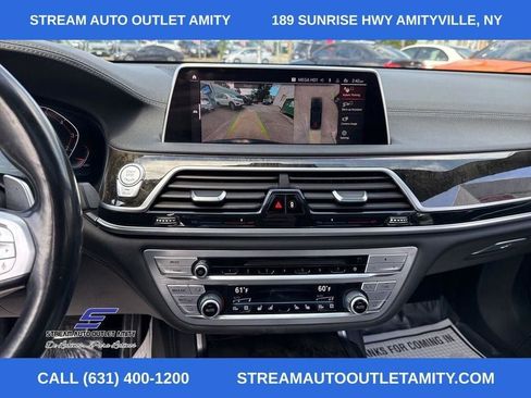Used 2020 BMW 750i xDrive w/ M Sport Package image 30