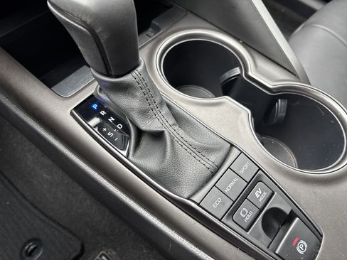 Used 2024 Toyota Camry XSE w/ Cold Weather Package FWD image 23