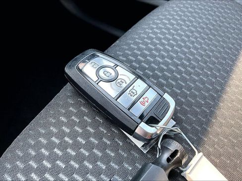 Used 2024 Ford Escape ST-Line w/ Tech Pack #1 AWD/4WD image 11
