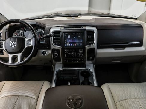 Used 2018 RAM 2500 Laramie w/ Convenience Group AWD/4WD image 17