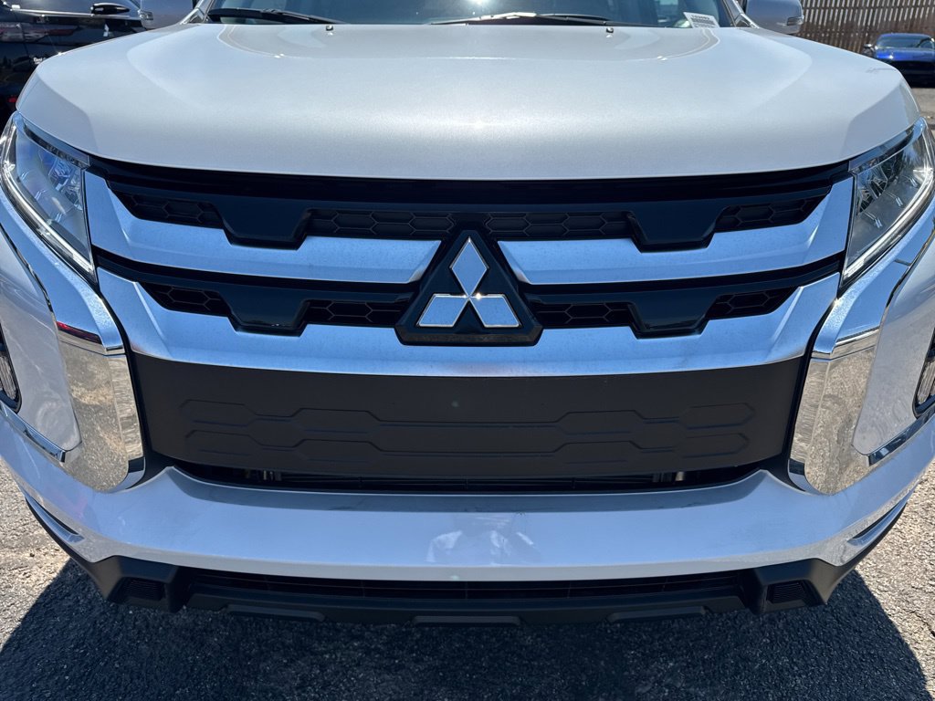 New 2027 Mitsubishi Outlander Sport SE FWD image 47