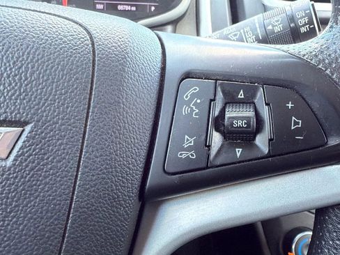 Used 2020 Chevrolet Sonic LT image 11