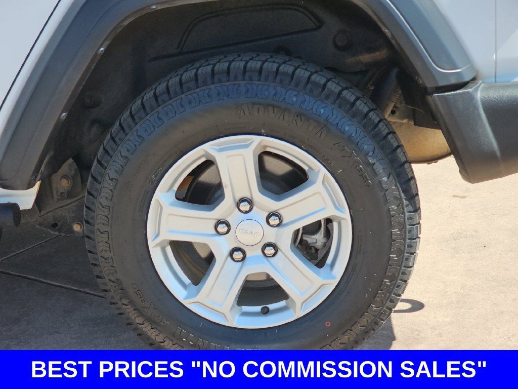 Used 2023 Jeep Wrangler Unlimited Sport AWD/4WD image 35