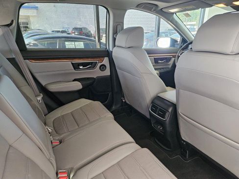 Used 2021 Honda CR-V Touring image 12