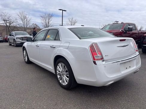 Used 2014 Chrysler 300 C AWD/4WD image 7