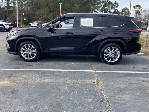 Used 2020 Toyota Highlander Limited image 4