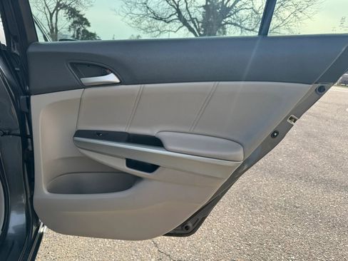 Used 2008 Honda Accord EX-L image 35