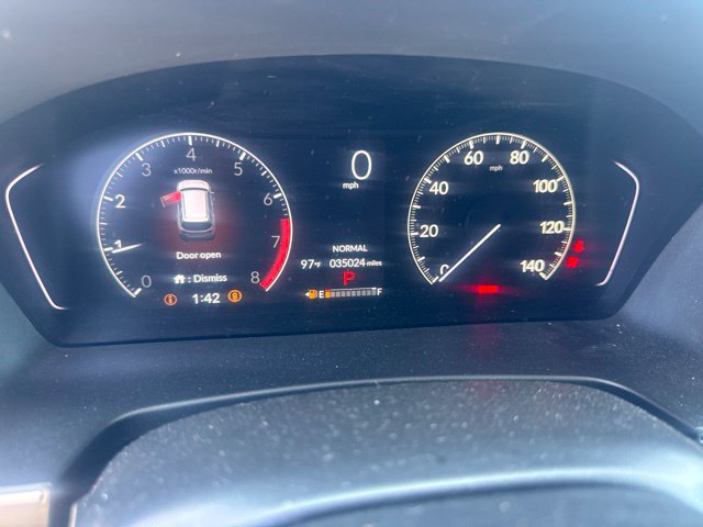 Used 2025 Honda Pilot EX-L image 12