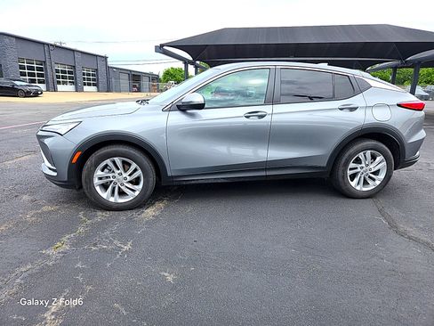 Used 2025 Buick Envista Preferred FWD image 4
